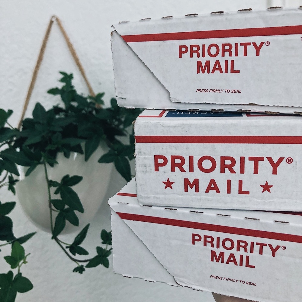 Shipping tomorrow! Make me an offer!